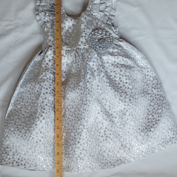Laura Ashley Girls Silver A-line Flutter Sleeve Dress Size 2 - Picture 5 of 7